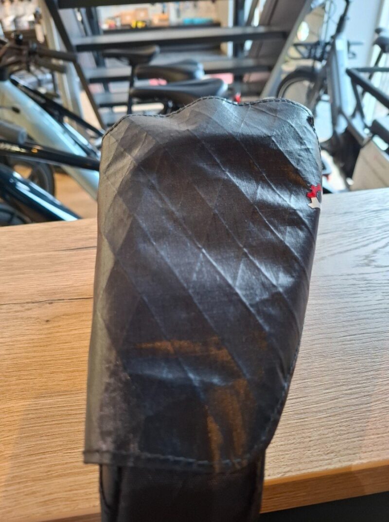 Revelate Designs Mag Tank 2000 Bolt On Oberrohrtasche, 1.4L, black