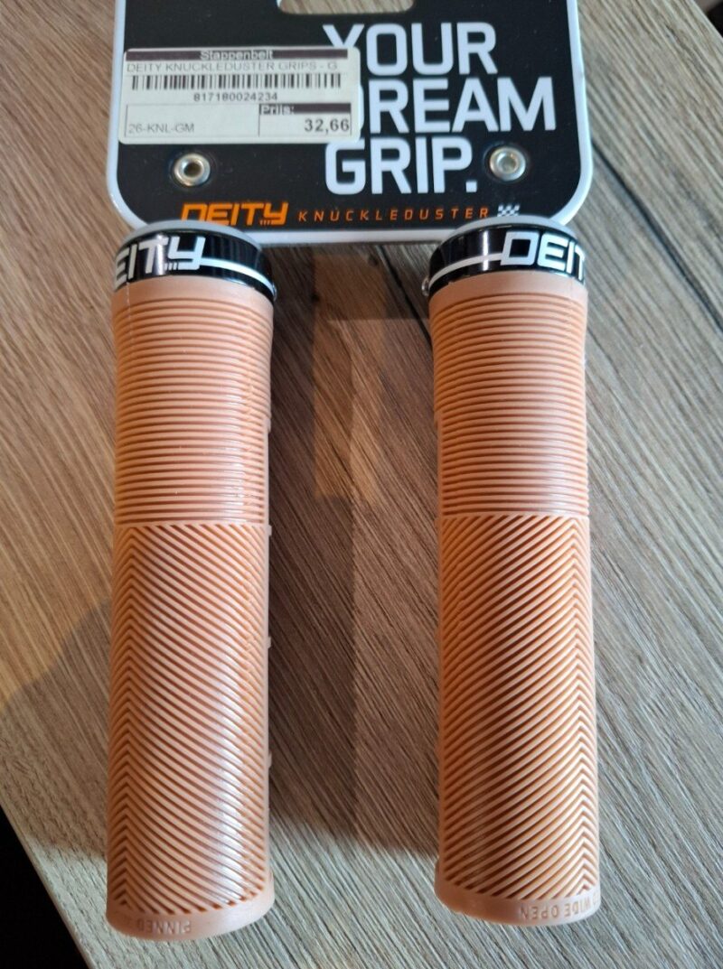 DEITY Knuckleduster Handvatten - Gum