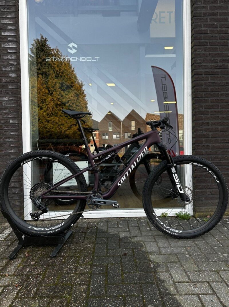 Specialized Epic 8 Expert Axs Bordeaux Metallic/white L 2026